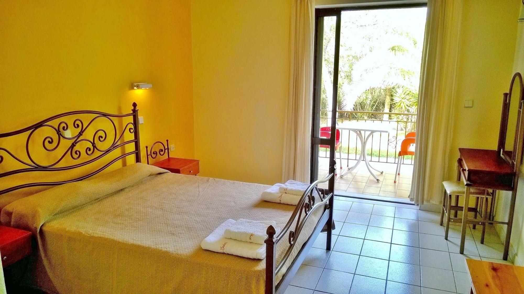 Irini Apartments And Studios Kávos المظهر الخارجي الصورة