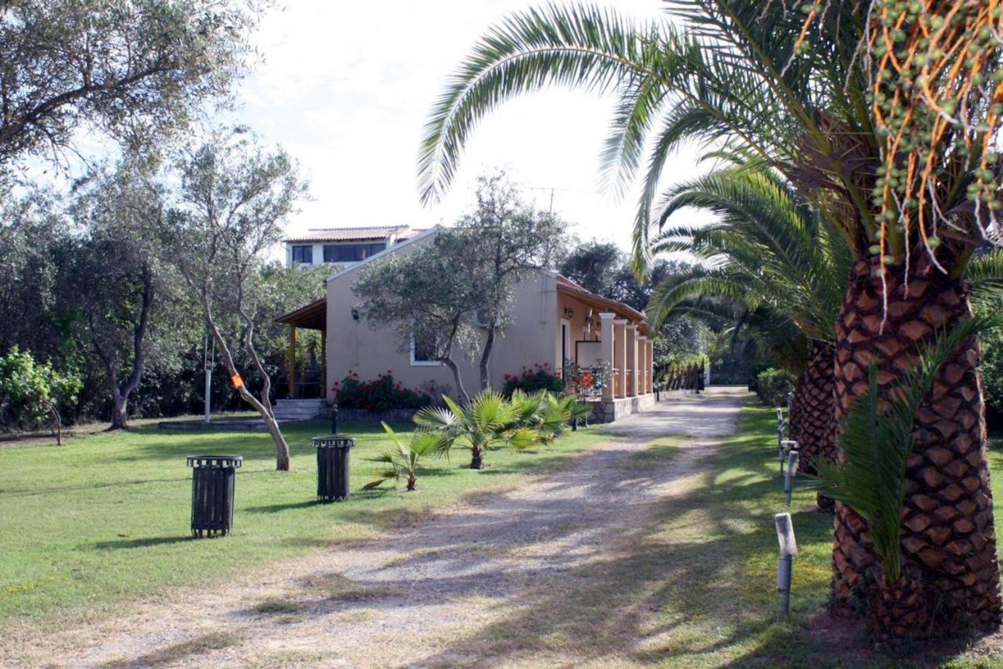 Irini Apartments And Studios Kávos المظهر الخارجي الصورة
