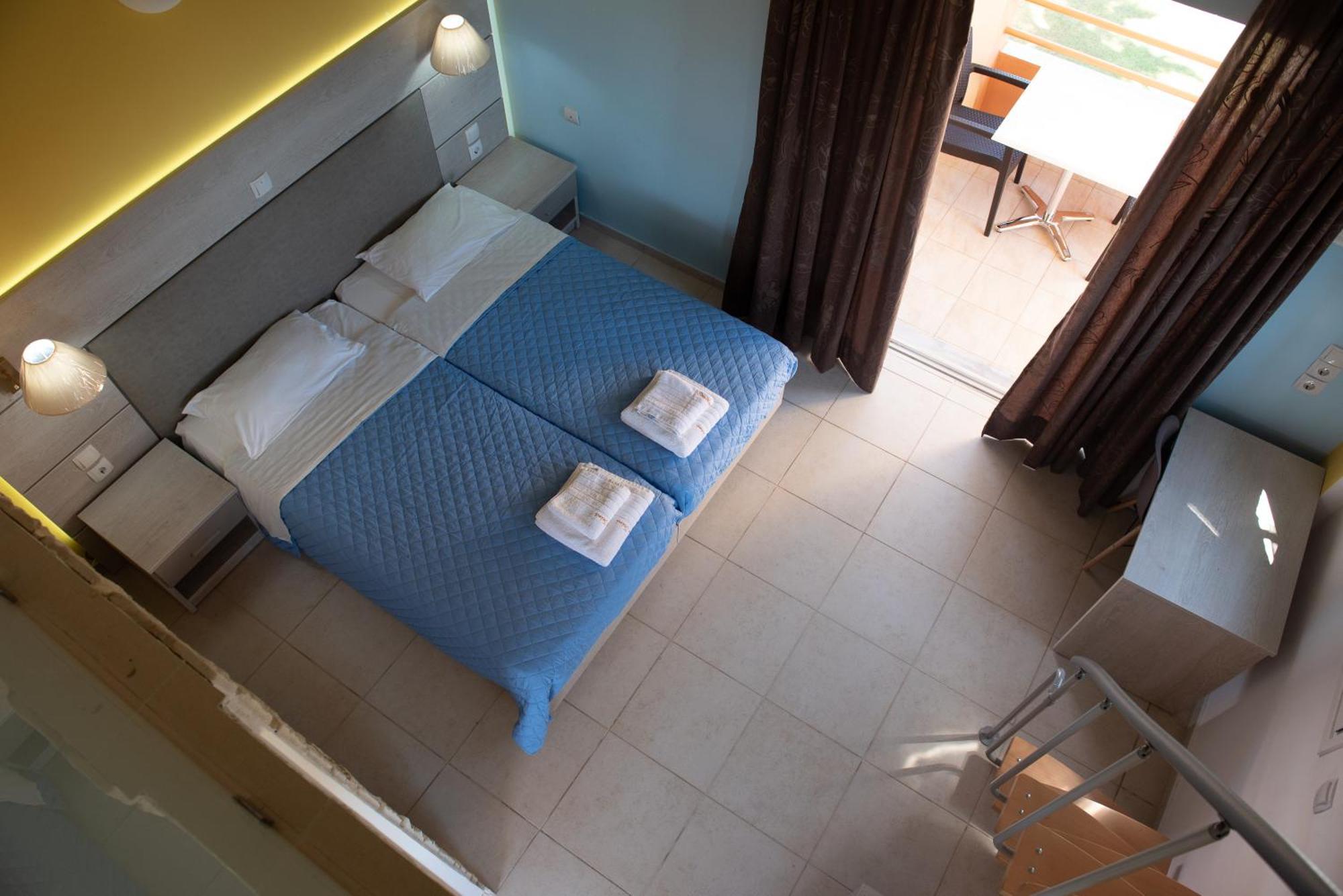 Irini Apartments And Studios Kávos المظهر الخارجي الصورة